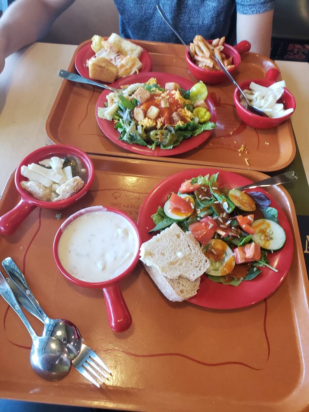 Sweet Tomatoes- Palm Harbor | restaurant | 31151 US Hwy 19 N, Palm Harbor, FL 34682, USA | 7277862130 OR +1 727-786-2130