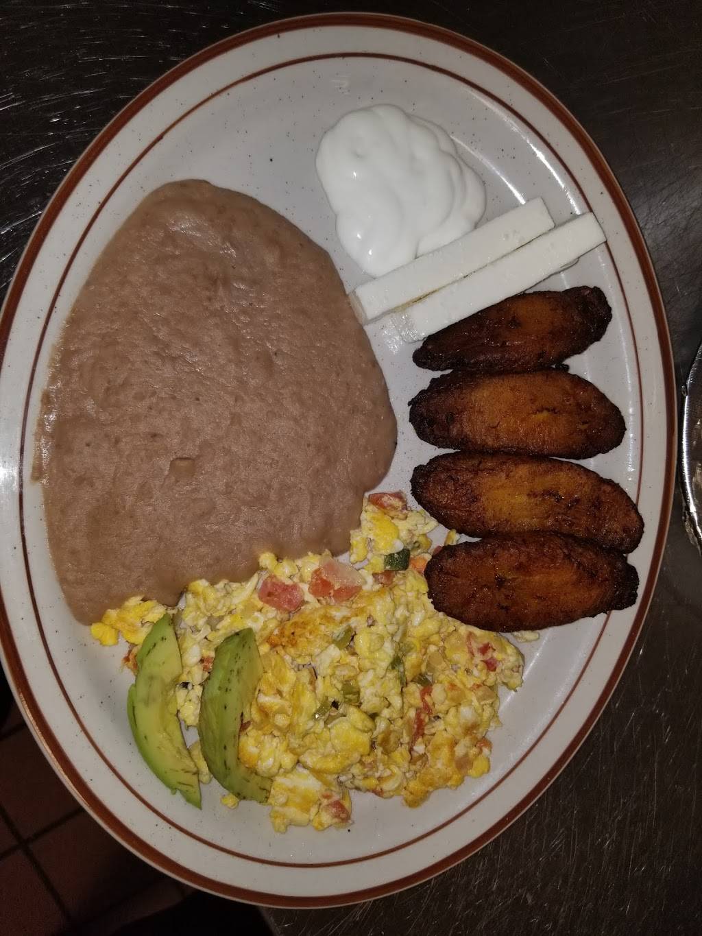 Floras Grill Restaurant | restaurant | 888 Pleasant Hill Rd suite m, Lilburn, GA 30047, USA | 4705394155 OR +1 470-539-4155