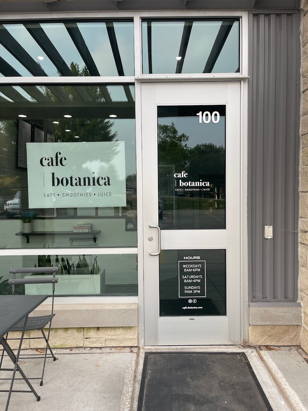 Cafe Botanica I eats . smoothies . juice . coffee . tea | restaurant | 7811 Pioneers Blvd, Lincoln, NE 68506, USA | 4024170788 OR +1 402-417-0788