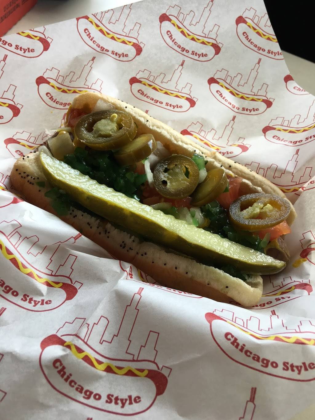 Chicagos Best Hotdog at the Lakefront | restaurant | 111 N Lake Shore Dr, Chicago, IL 60601, USA | 6305406704 OR +1 630-540-6704