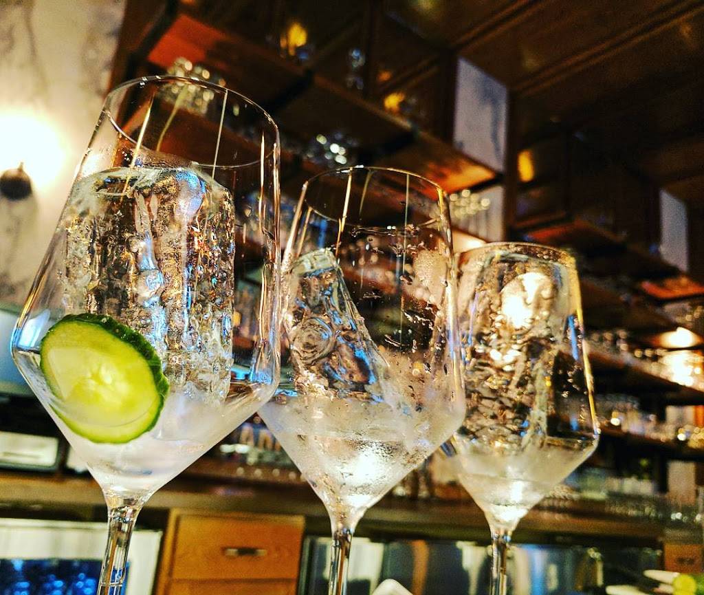 Oak Steakhouse Charlotte | restaurant | 4777 Sharon Rd #125, Charlotte, NC 28210, USA | 7049548900 OR +1 704-954-8900