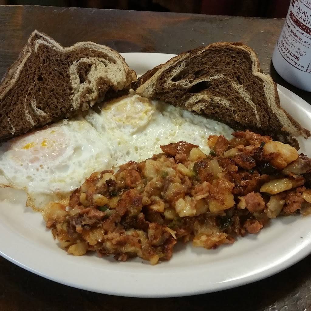 My Sister & I Restaurant | restaurant | 42 Central Square, Bridgewater, MA 02324, USA | 5088071751 OR +1 508-807-1751