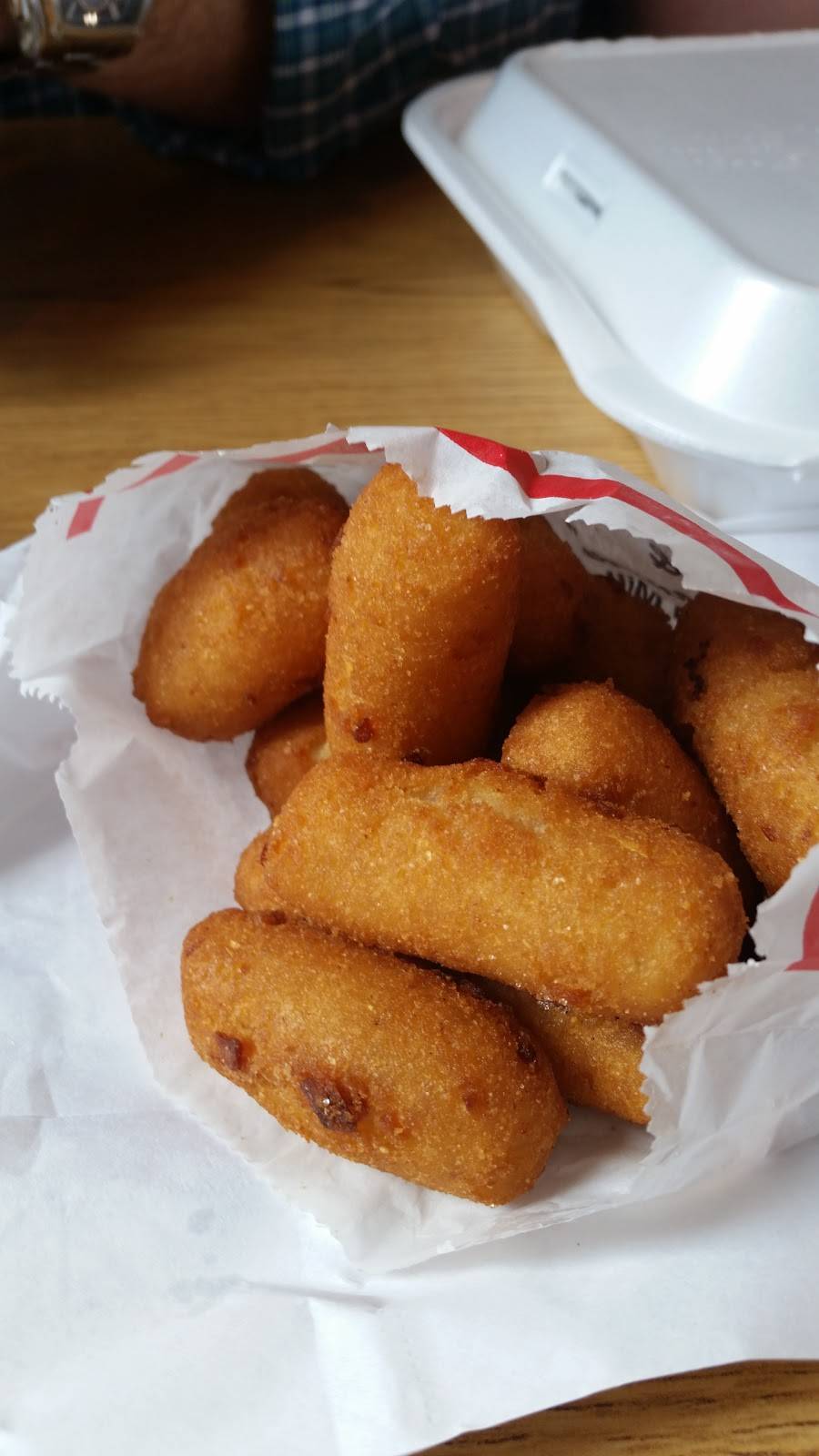 Cook Out | restaurant | 12471 Jefferson Ave, Newport News, VA 23602, USA | 8665470011 OR +1 866-547-0011