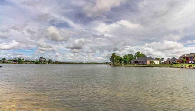 Windance Country Club | restaurant | 19385 Champion Cir, Gulfport, MS 39503, USA | 2288324871 OR +1 228-832-4871