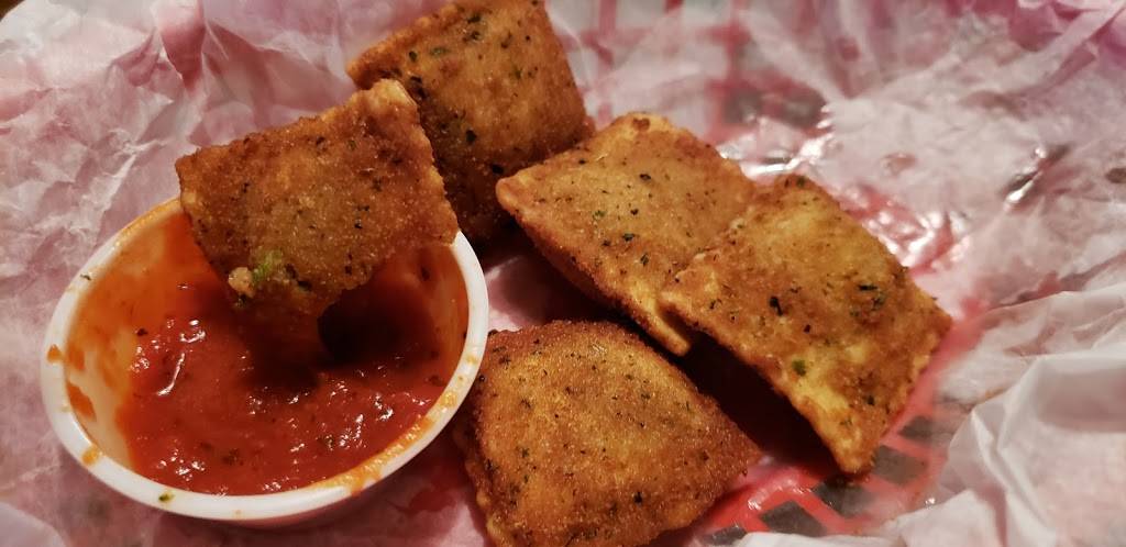 Shirleys Bar & Grill | restaurant | 3065 MO-94, St Charles, MO 63301, USA | 6369409770 OR +1 636-940-9770