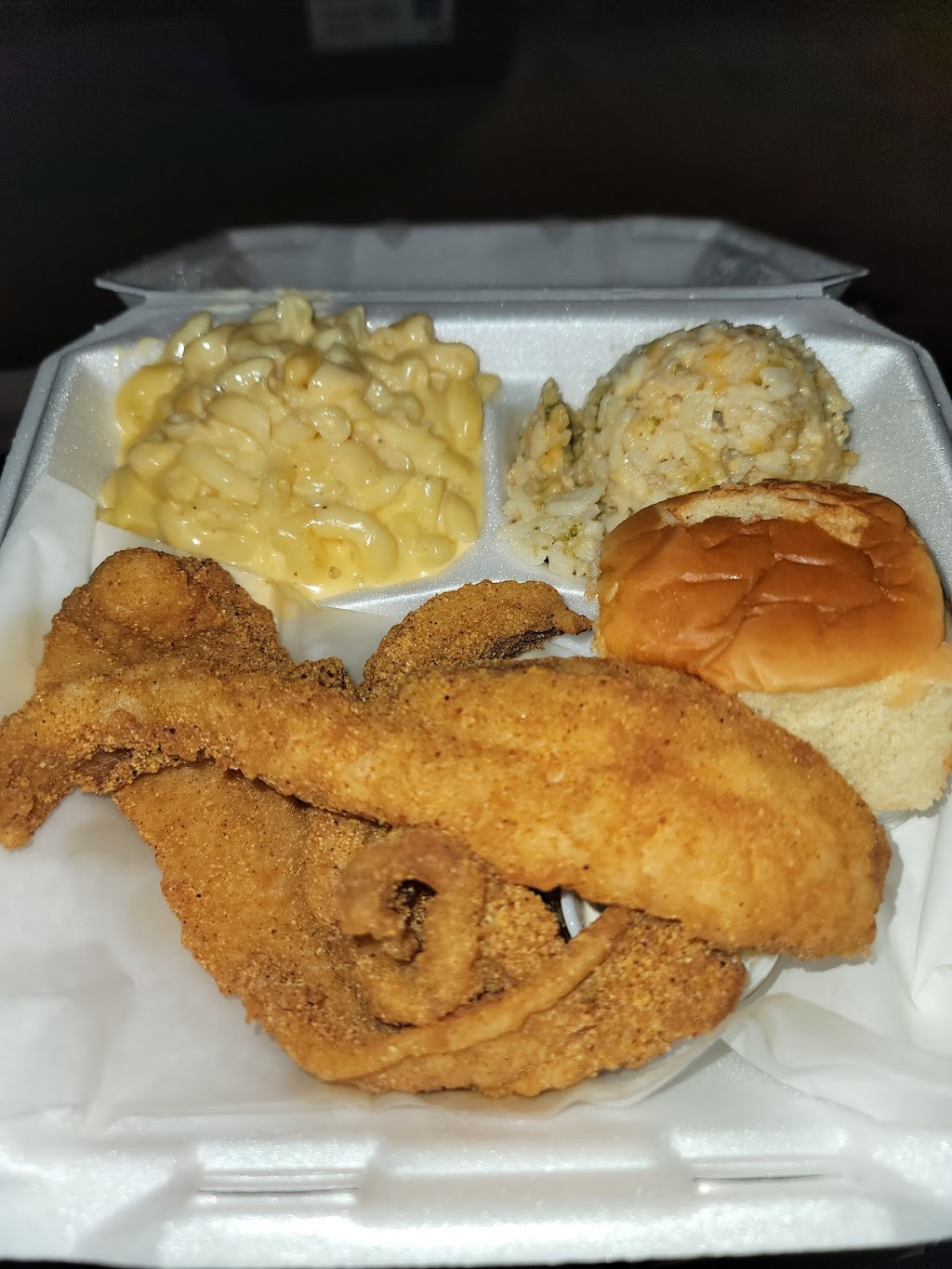 Trap House Kitchen | restaurant | 1501 W Point Rd Ste 201, Corpus Christi, TX 78416, USA | 3614520723 OR +1 361-452-0723