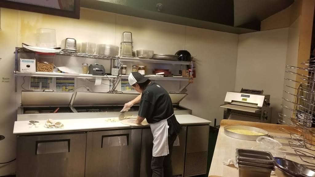 Extreme Pizza | restaurant | 1730 Fillmore St, San Francisco, CA 94115, USA | 4159299900 OR +1 415-929-9900