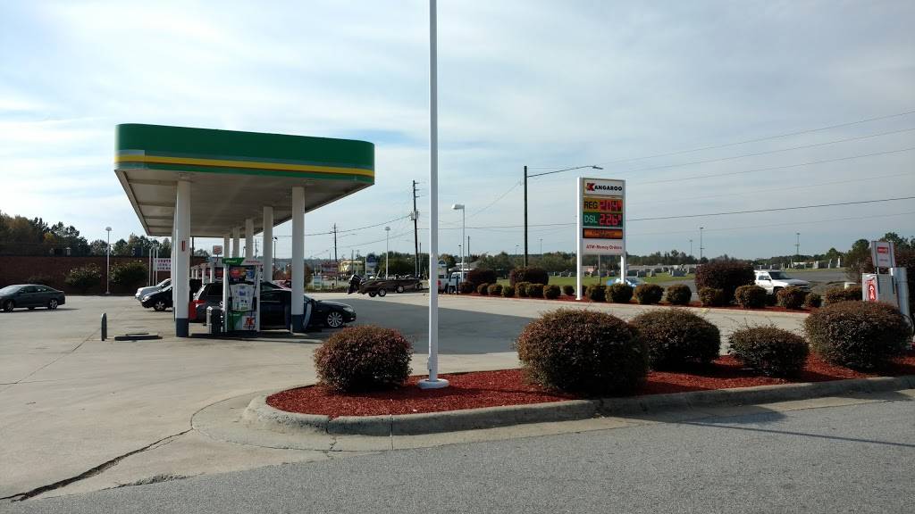 Kangaroo Express | meal takeaway | 1740 E 11th St, Siler City, NC 27344, USA | 9197422552 OR +1 919-742-2552