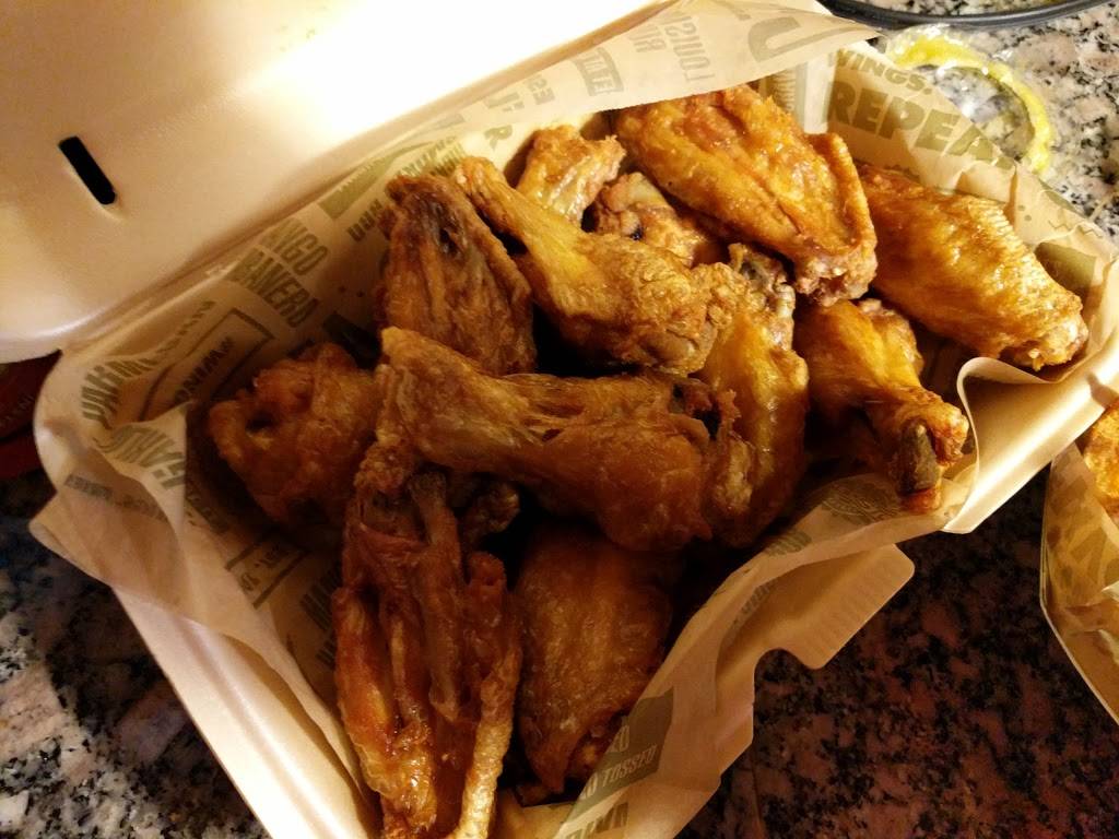 Wingstop | restaurant | 4725 Venice Blvd, Los Angeles, CA 90019, USA | 3236349460 OR +1 323-634-9460