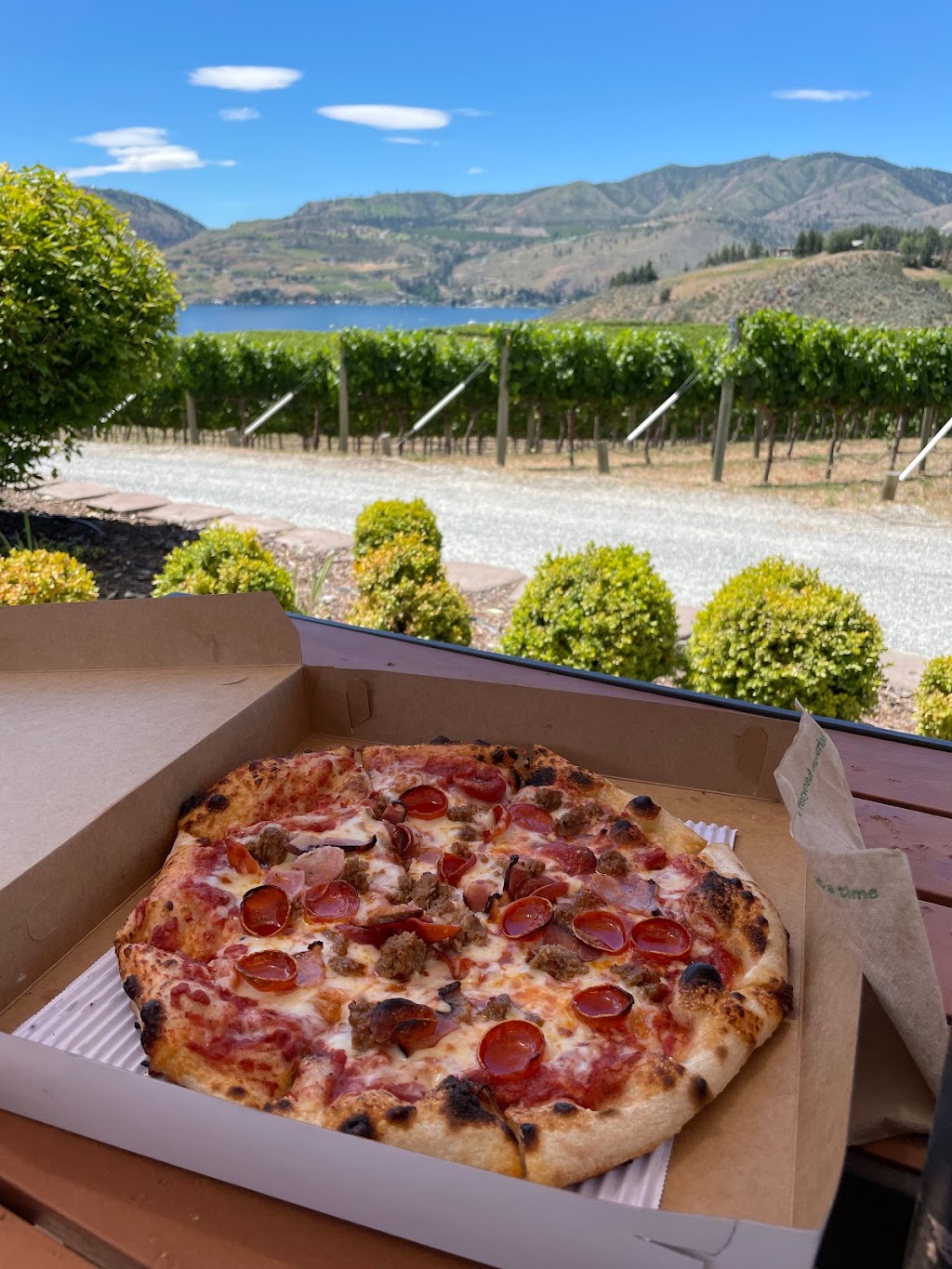 CAFE MYTH @ Benson Vineyards | cafe | 754 Winesap Ave, Manson, WA 98831, USA | 5094498495 OR +1 509-449-8495