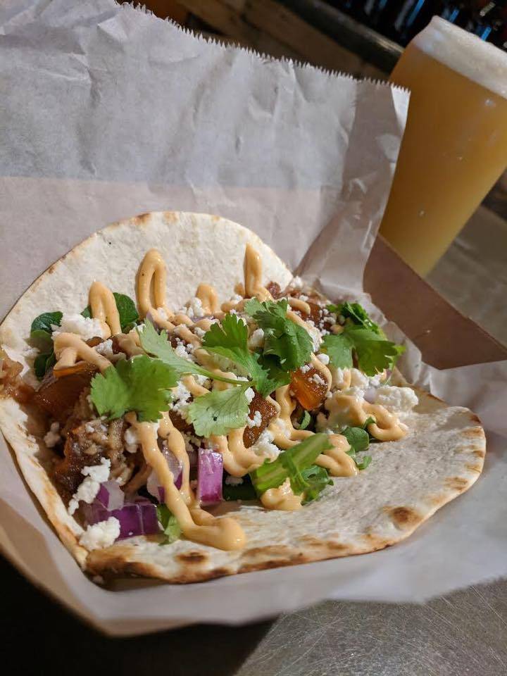 Intruck Coastal Bites | restaurant | 411 E New Haven Ave, Melbourne, FL 32901, USA | 3095740089 OR +1 309-574-0089