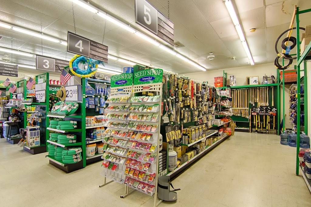 Family Hardware | restaurant | 622 SE 47th Terrace, Cape Coral, FL 33904, USA | 2395426365 OR +1 239-542-6365