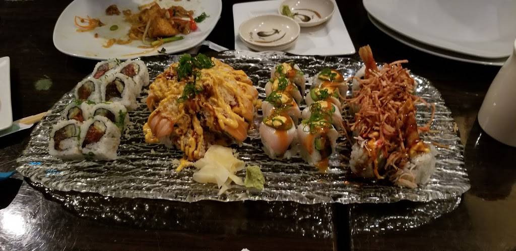 Thai Oishi Restaurant | restaurant | 1535 Town Center Dr, Lakeland, FL 33803, USA | 8633330657 OR +1 863-333-0657