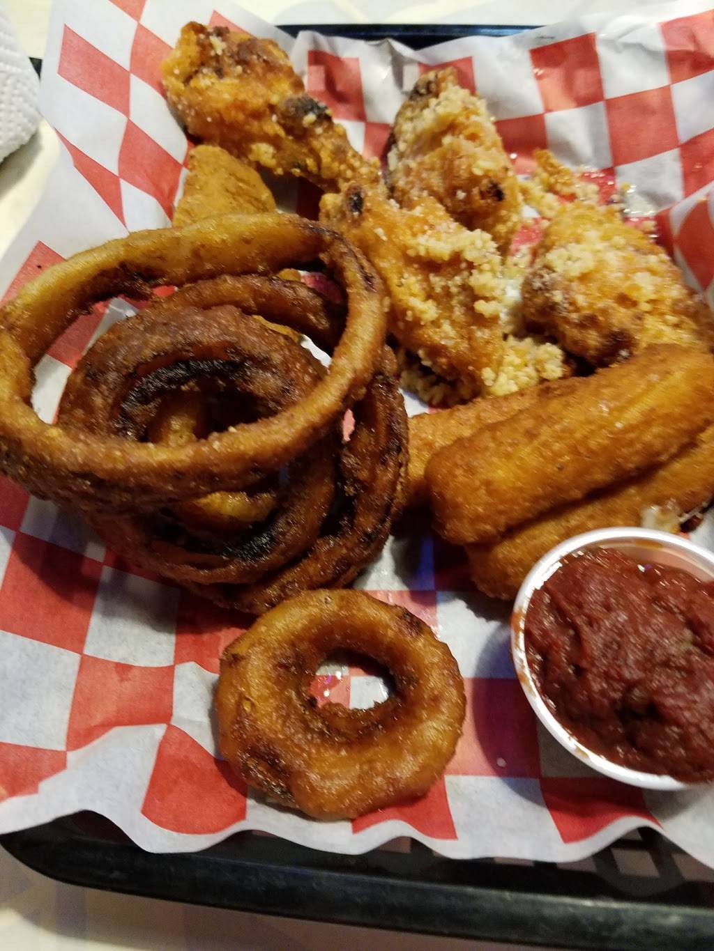 Johnny Joes Sports Bar and Grill | restaurant | 5327 E Trindle Rd, Mechanicsburg, PA 17050, USA | 7177662254 OR +1 717-766-2254