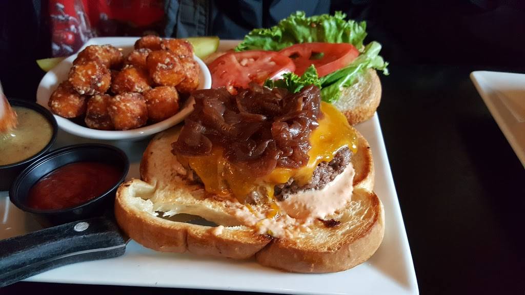 The Good Life | restaurant | 1039 Park Blvd, Massapequa Park, NY 11762, USA | 5167984663 OR +1 516-798-4663