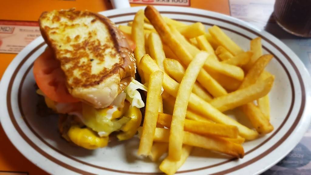 Golden Rule Barbeque-Hoover | restaurant | 1571 Montgomery Hwy, Hoover, AL 35216, USA | 2058237770 OR +1 205-823-7770