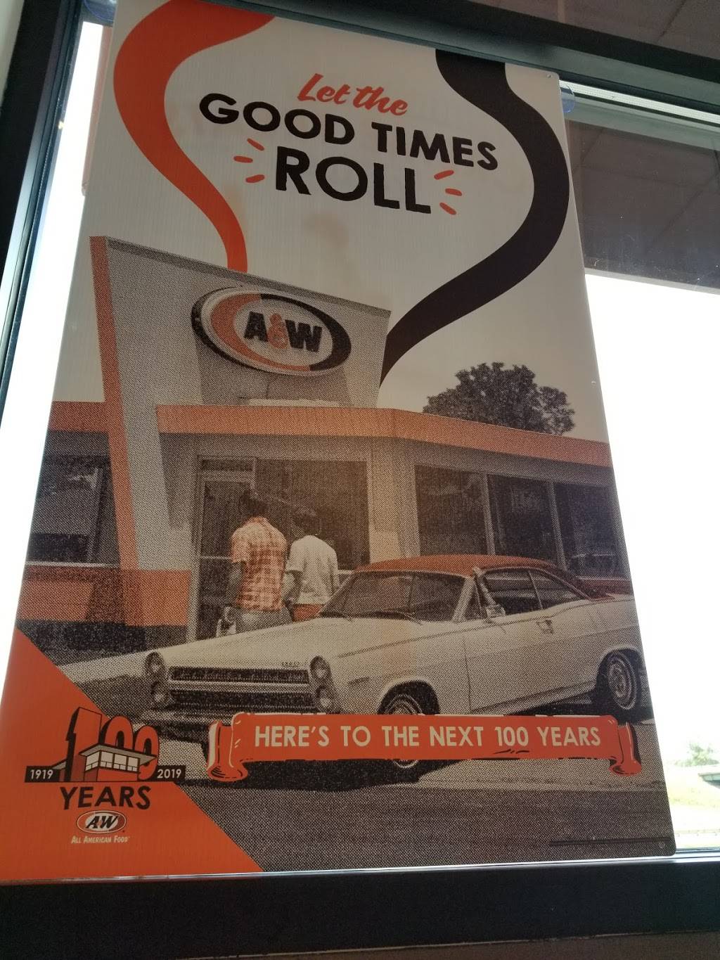 A&W Restaurant | restaurant | 2204 Pleasant Valley Rd, Pleasant Valley, WV 26554, USA | 3043639369 OR +1 304-363-9369