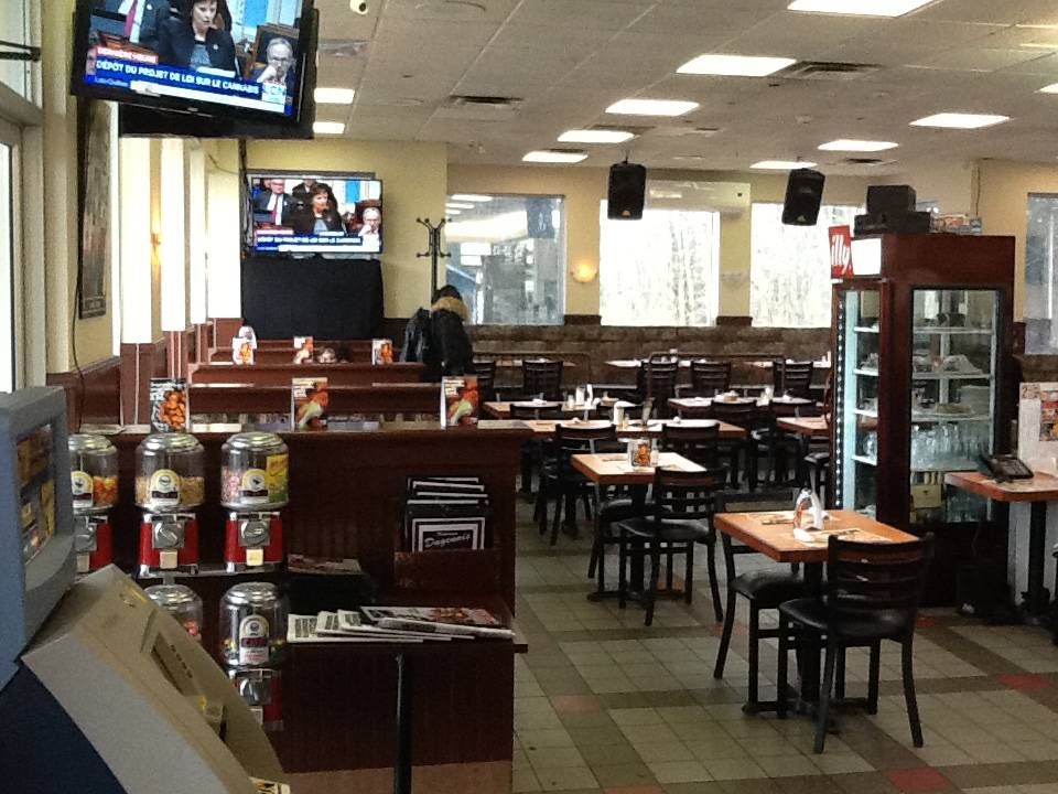 Restaurant Nouveau Dagenais | restaurant | 4770 Boulevard Dagenais O, Laval, QC H7R 4G5, Canada | 4506273333 OR +1 450-627-3333