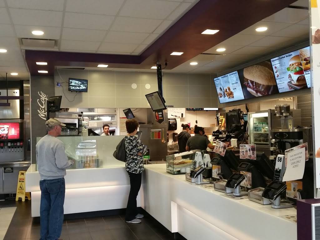 McDonalds | cafe | 17641 Ventura Blvd, Encino, CA 91316, USA | 8189950052 OR +1 818-995-0052