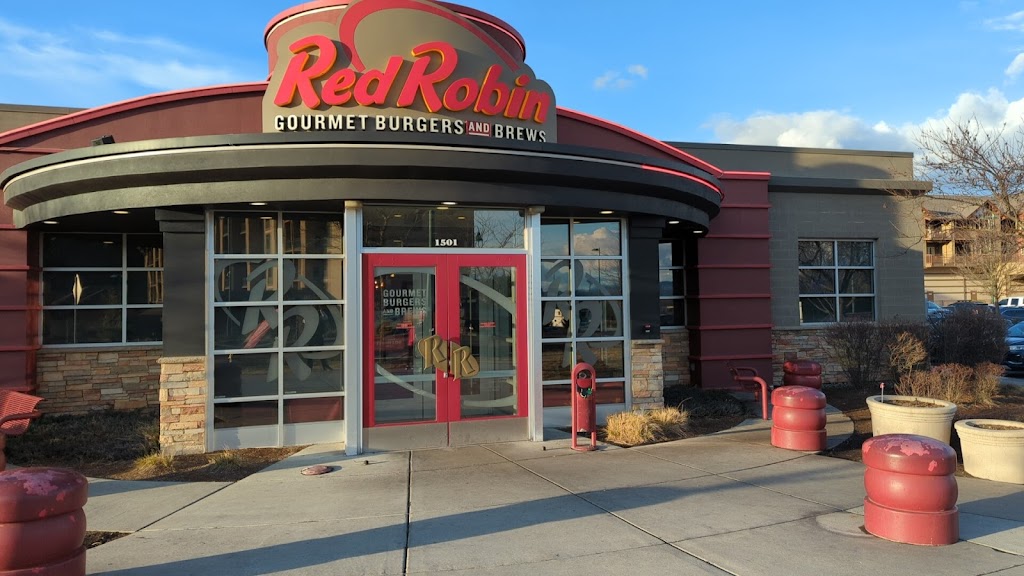 Red Robin Gourmet Burgers and Brews | restaurant | 1501 W Riverstone Dr, Coeur dAlene, ID 83814, USA | 2087652421 OR +1 208-765-2421