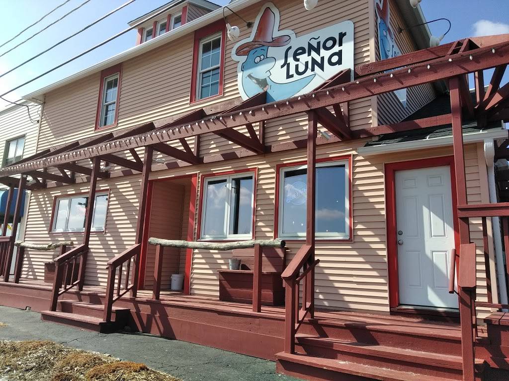 Senor Luna | restaurant | 1901 S Calhoun Rd, New Berlin, WI 53151, United States | 2627828633 OR +1 262-782-8633