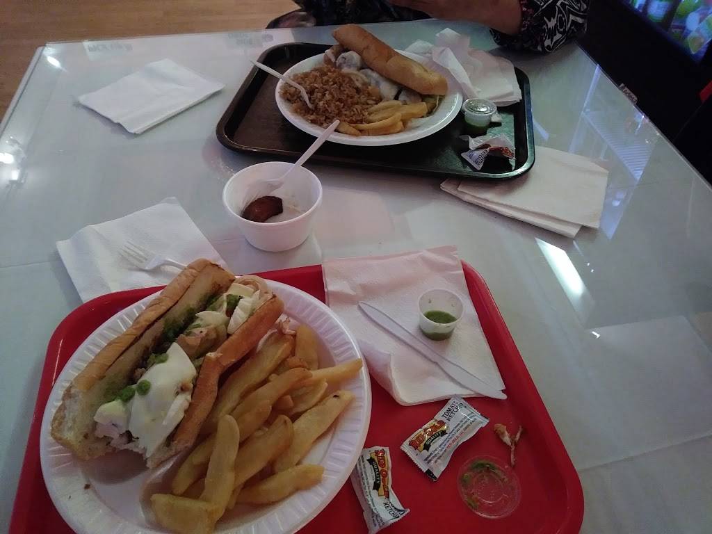 Big Chicken Peruvian | restaurant | 262 Cedar Ln H, Vienna, VA 22180, USA | 7039926310 OR +1 703-992-6310