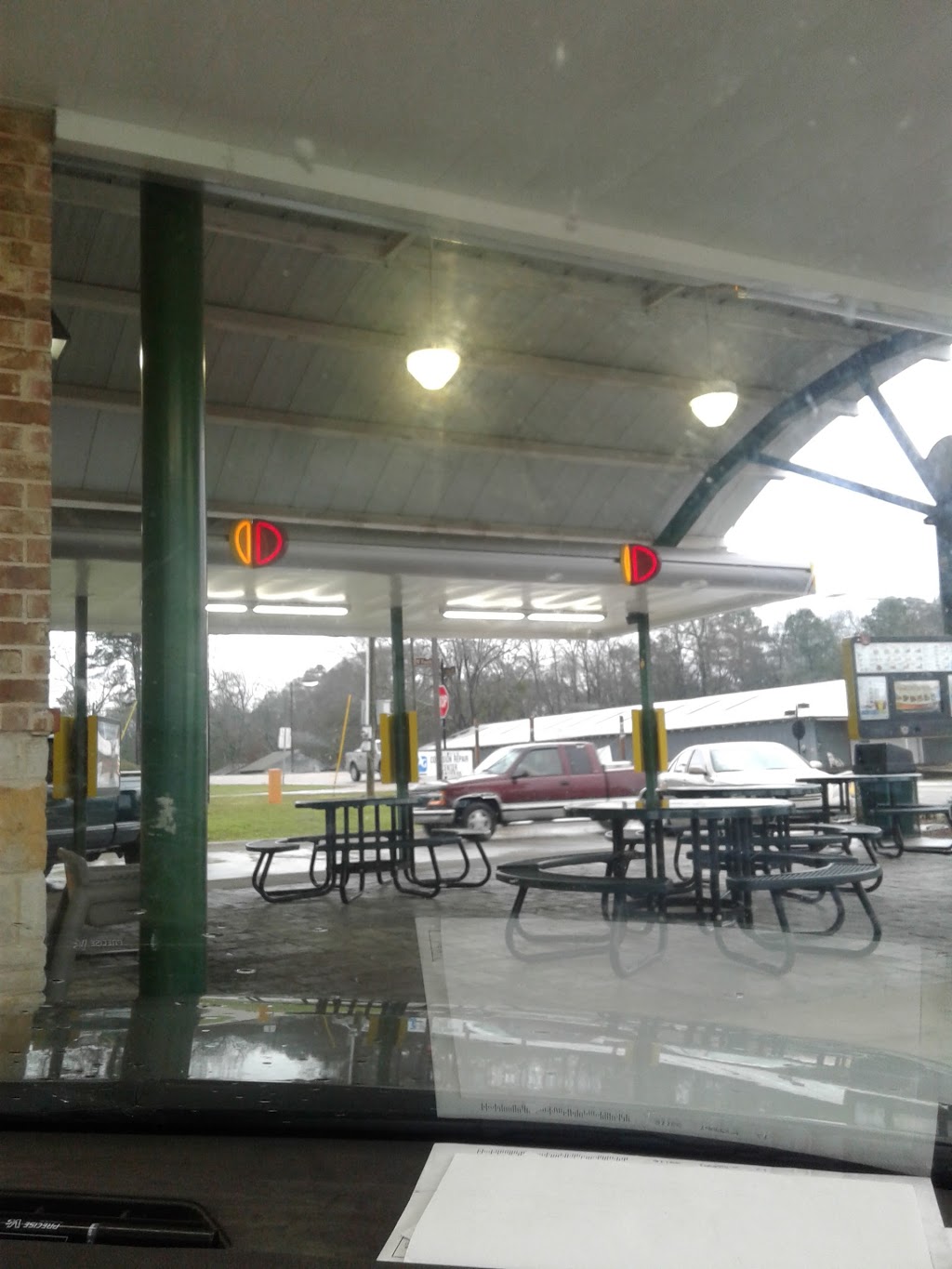 Sonic Drive-In | restaurant | 2841 HIGHWAY 15 NORTH, Bay Springs, MS 39422, USA | 6017643040 OR +1 601-764-3040