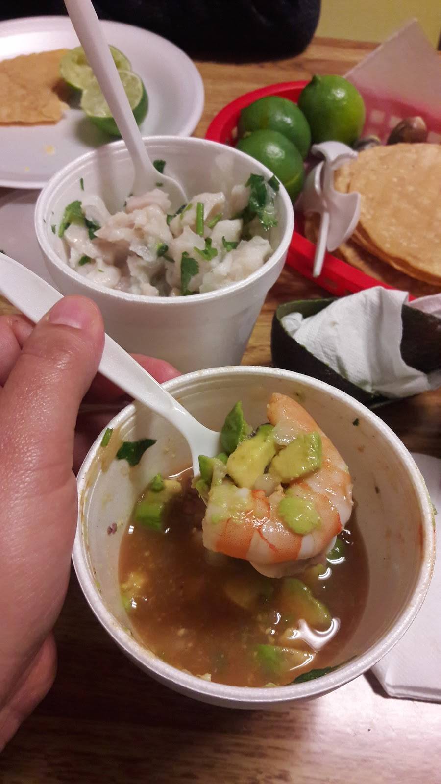 El Pollero 95 | restaurant | 3825 Gage Ave, Bell, CA 90201, USA | 3235609135 OR +1 323-560-9135