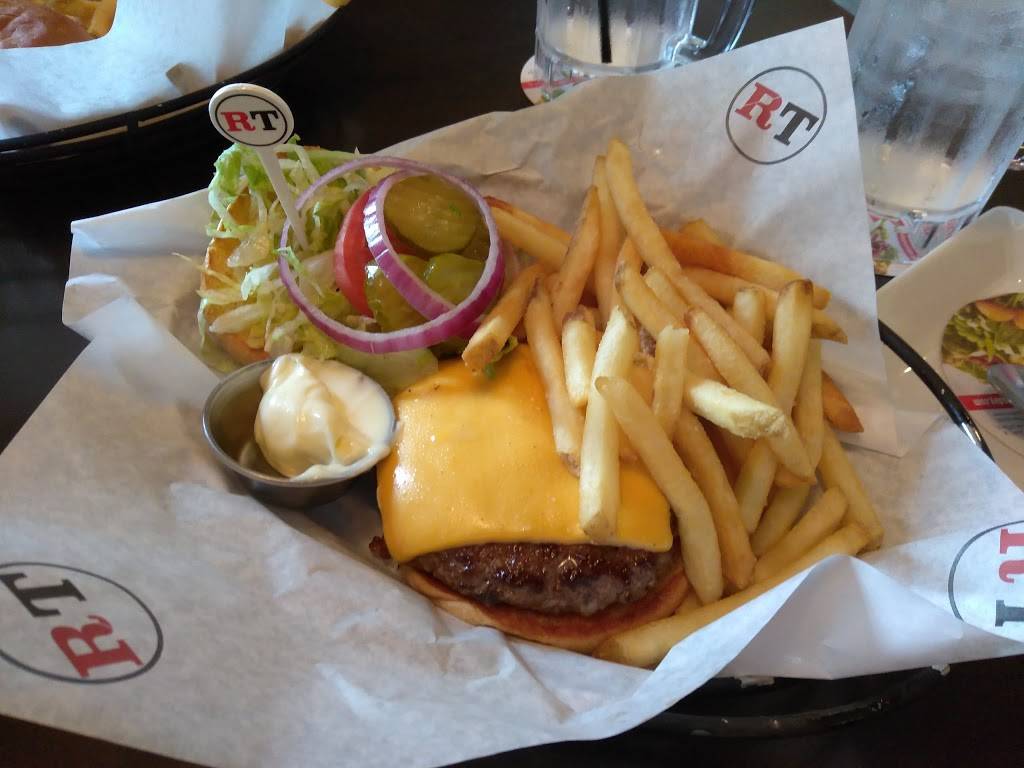 Ruby Tuesday | restaurant | 3138 Tampa Rd, Oldsmar, FL 34677, USA | 7277892577 OR +1 727-789-2577