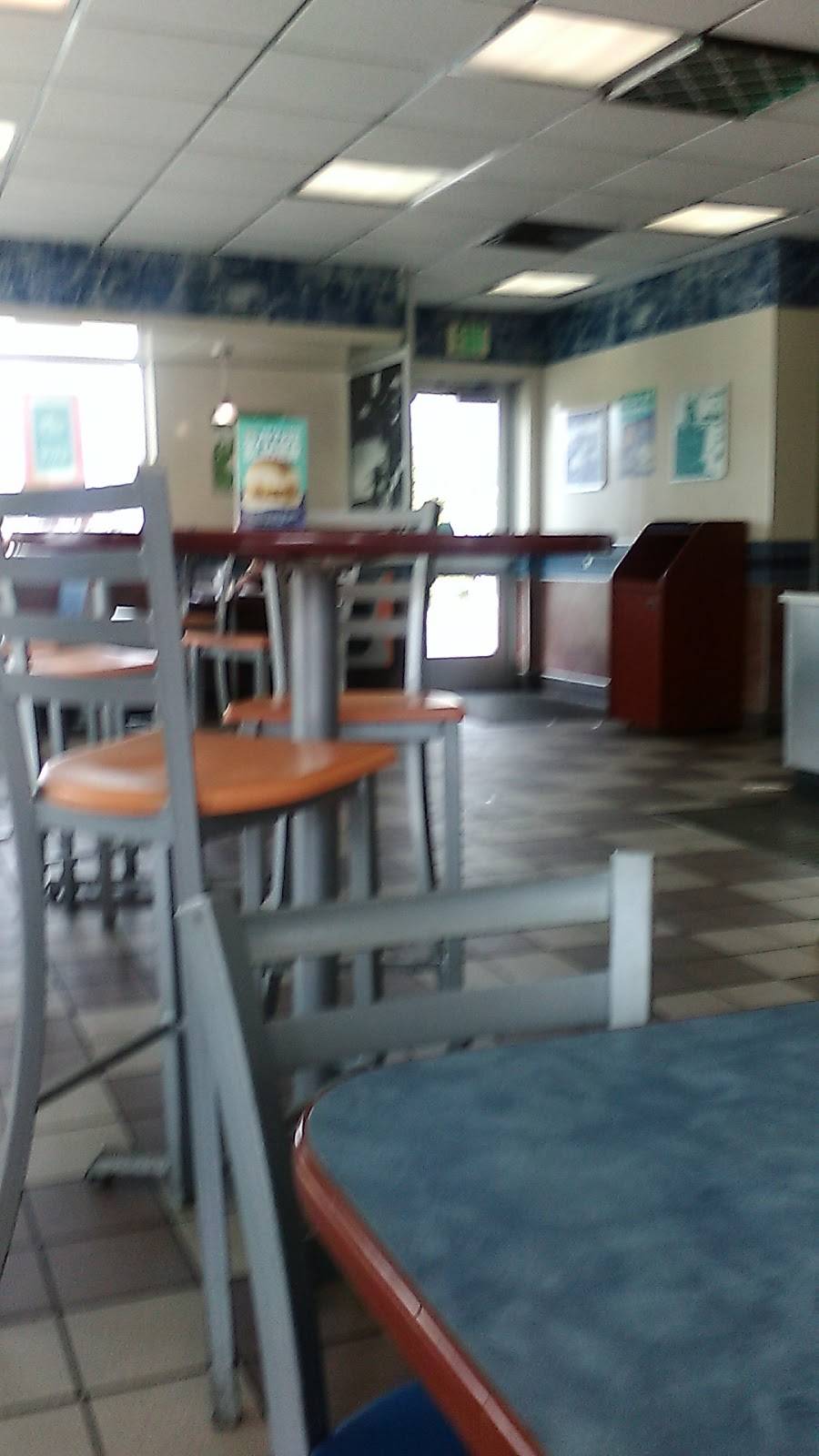 White Castle | restaurant | 3210 E Washington St, Indianapolis, IN 46201, USA | 3176379334 OR +1 317-637-9334