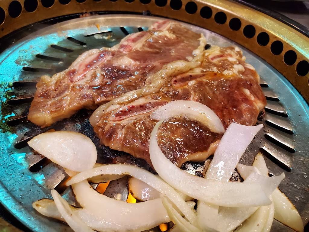 Red Castle Korean BBQ | restaurant | 403 S Riverside Ave, Rialto, CA 92376, USA | 9098747878 OR +1 909-874-7878