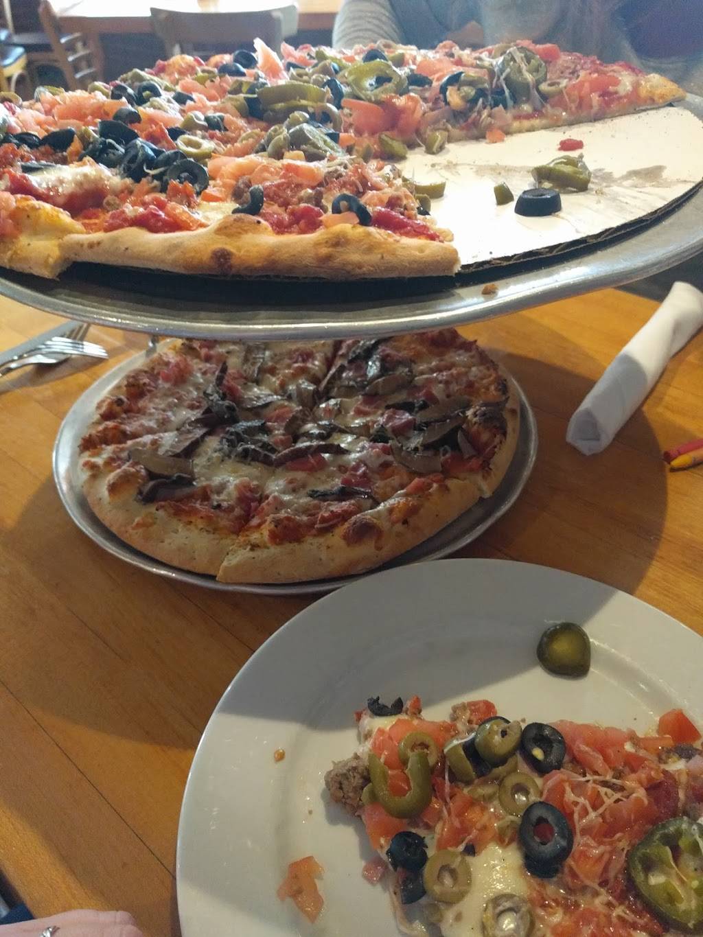 North Hills | shopping mall | 4815 W Braker Ln, Austin, TX 78759, USA | 7135993500 OR +1 713-599-3500