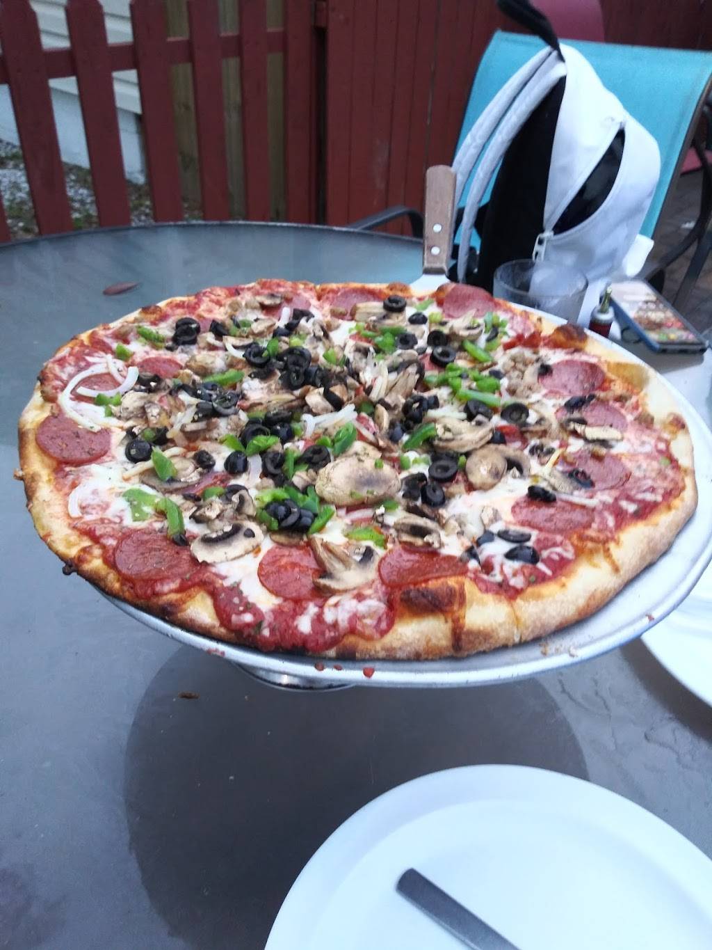 Siris Gourmet Burgers & Pizza | meal delivery | 2813 Beach Blvd S, Gulfport, FL 33707, USA | 7272584949 OR +1 727-258-4949