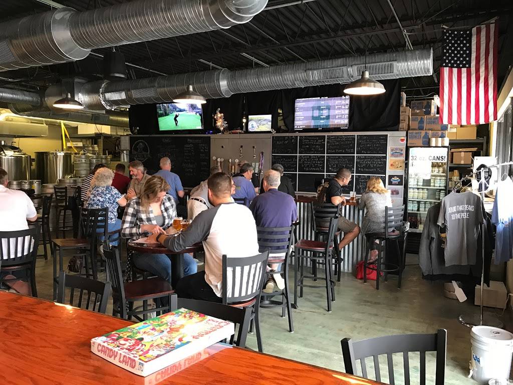 Pleasure House Brewing | restaurant | 3025 Shore Dr, Virginia Beach, VA 23451, USA | 7574960916 OR +1 757-496-0916