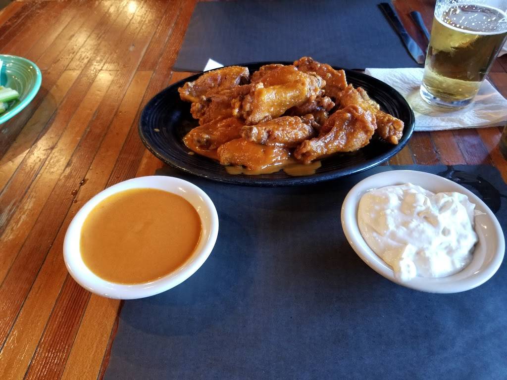 Bandits Roadhouse | restaurant | 1922 W Front St, Berwick, PA 18603, USA | 5707522313 OR +1 570-752-2313