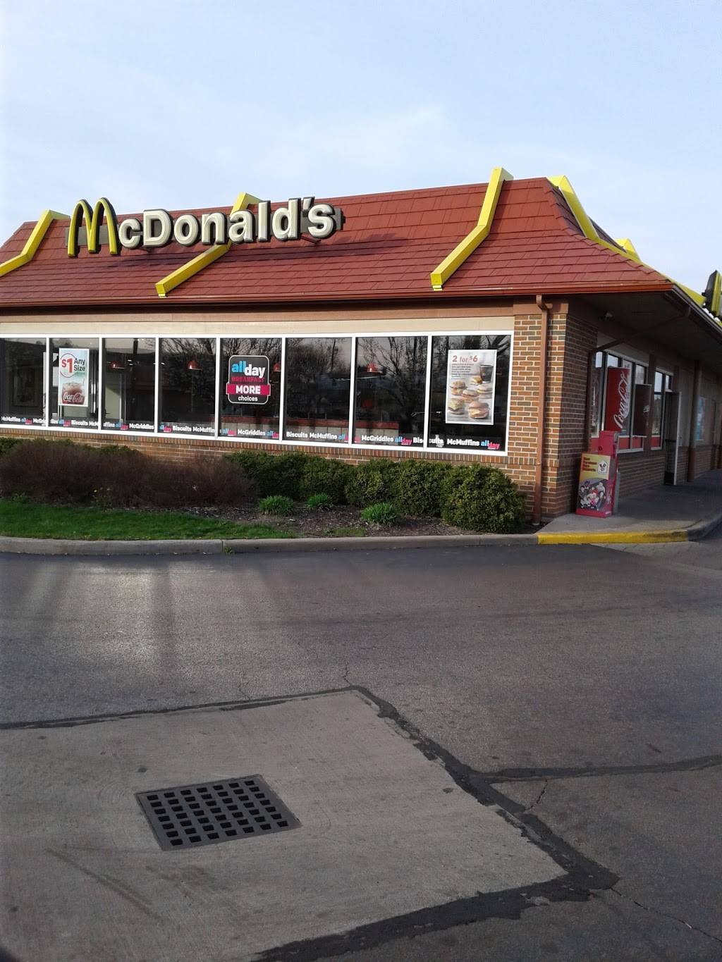 McDonalds | cafe | 1540 Broadway St, Toledo, OH 43609, USA | 4192551404 OR +1 419-255-1404