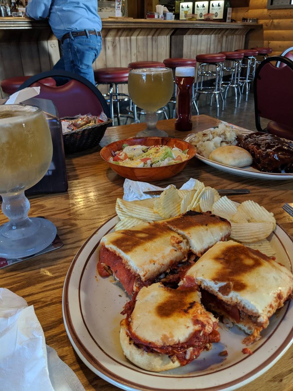 Kelleys Restaurant & Bar LLC | restaurant | 6762 E Hwy 164, Celestine, IN 47521, USA | 8126341323 OR +1 812-634-1323