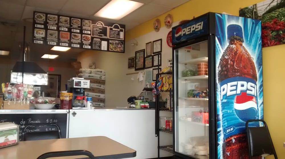 Tortilleria and taqueria El Charito | restaurant | 2261 Singleton Blvd, Dallas, TX 75212, USA | 2148790080 OR +1 214-879-0080