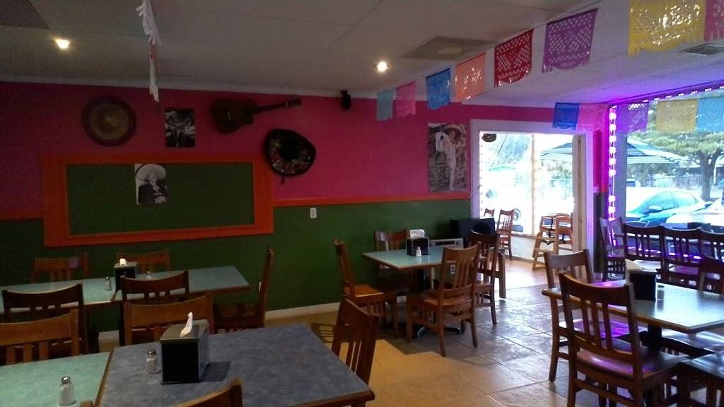Taqueria Los Mariachis | restaurant | 3819 Palm Beach Blvd, Fort Myers, FL 33916, USA | 2398873488 OR +1 239-887-3488