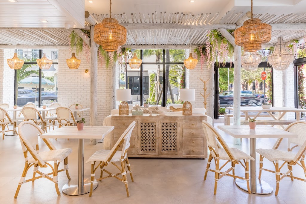 Pura Vida West Palm Beach | restaurant | 460 S Rosemary Ave # 186, West Palm Beach, FL 33401, USA | 3055354142 OR +1 305-535-4142