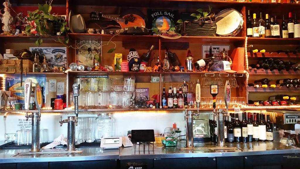 West Shore Pizza | restaurant | 7000 W Lake Blvd, Tahoma, CA 96142, USA | 5305254771 OR +1 530-525-4771