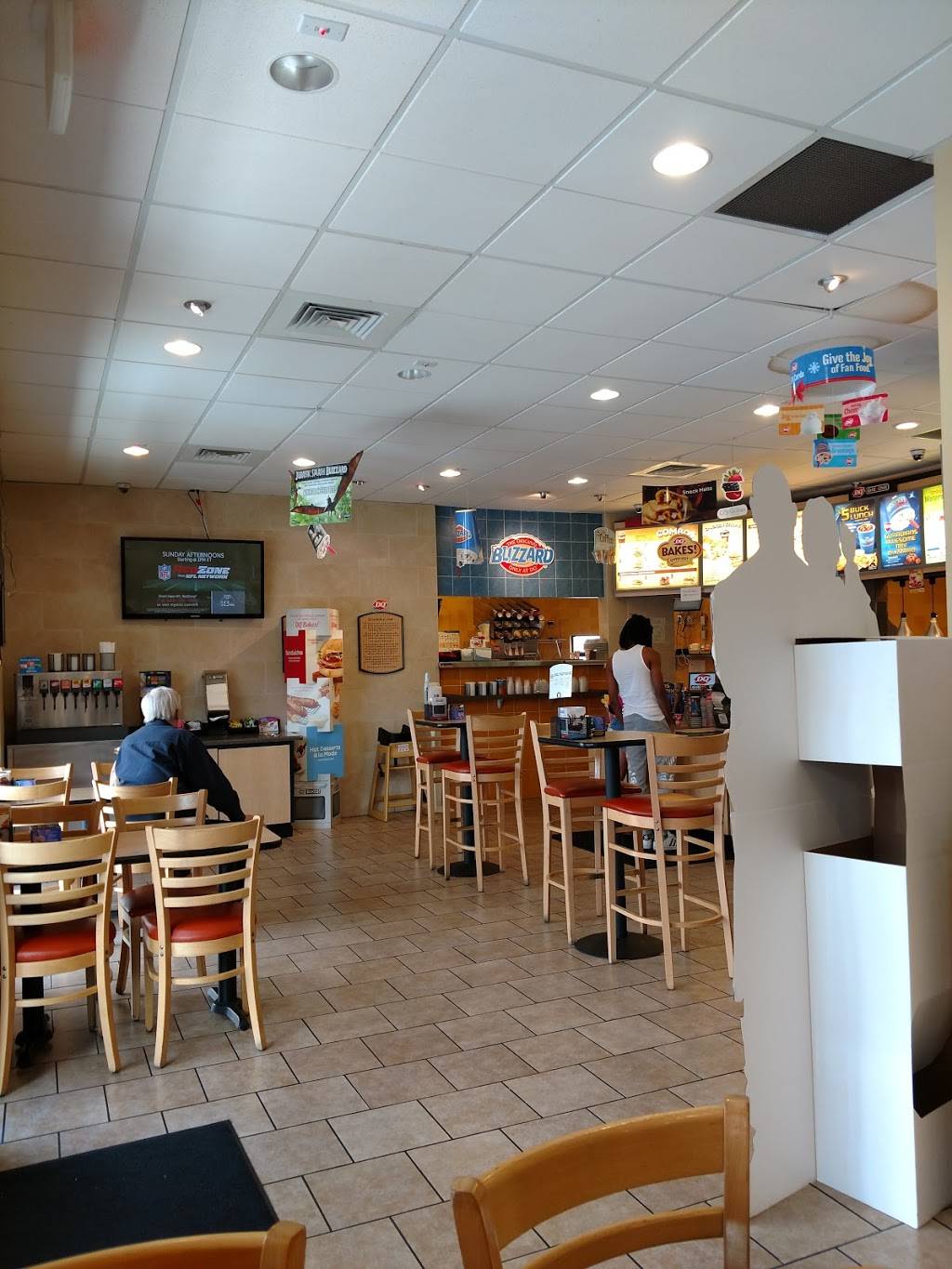 Dairy Queen Grill & Chill | restaurant | 3154 W Sahara Ave, Las Vegas, NV 89102, USA | 7022204405 OR +1 702-220-4405