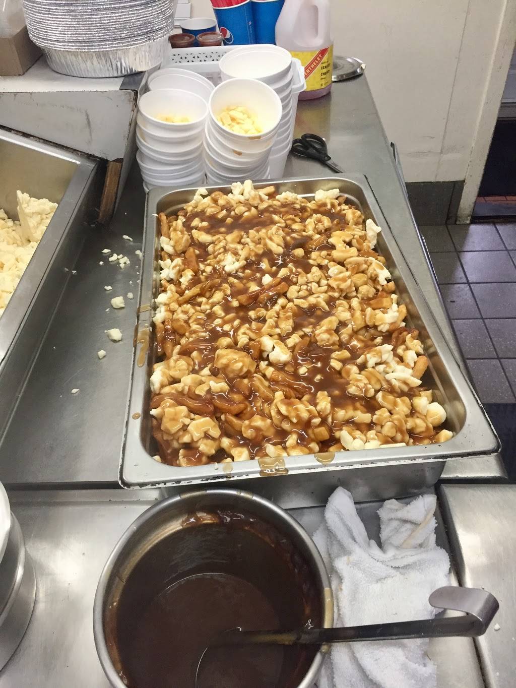 Restaurant Le Bidon | restaurant | 333 Chemin Larocque, Salaberry-de-Valleyfield, QC J6T 4C1, Canada | 4503710771 OR +1 450-371-0771