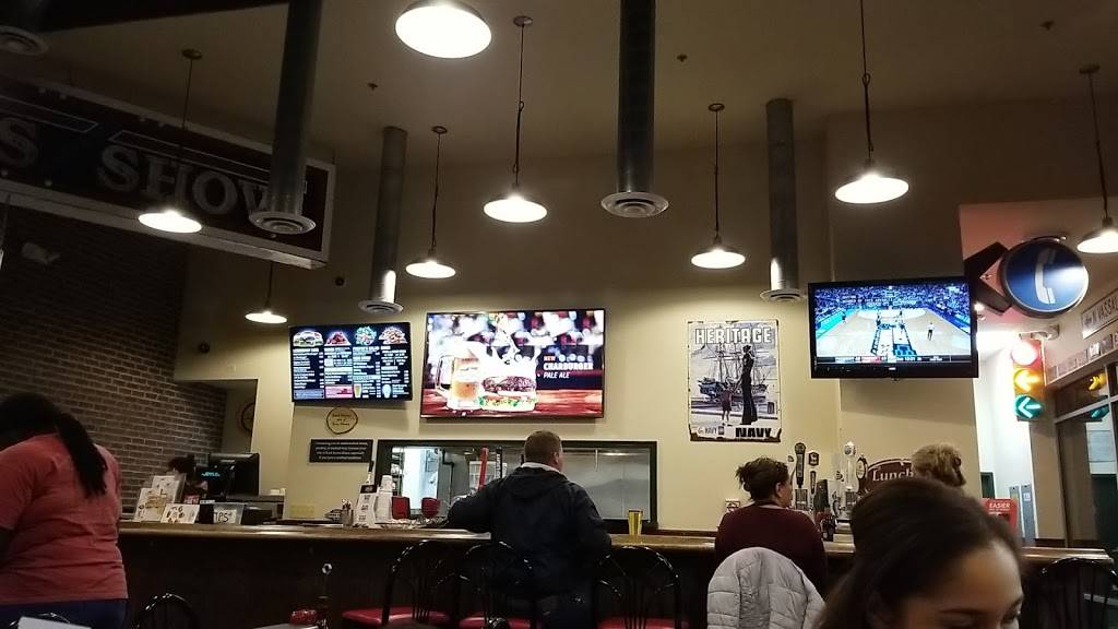 Fosters Grille | restaurant | 10266 Bristow Center Dr, Bristow, VA 20136, USA | 7033968282 OR +1 703-396-8282