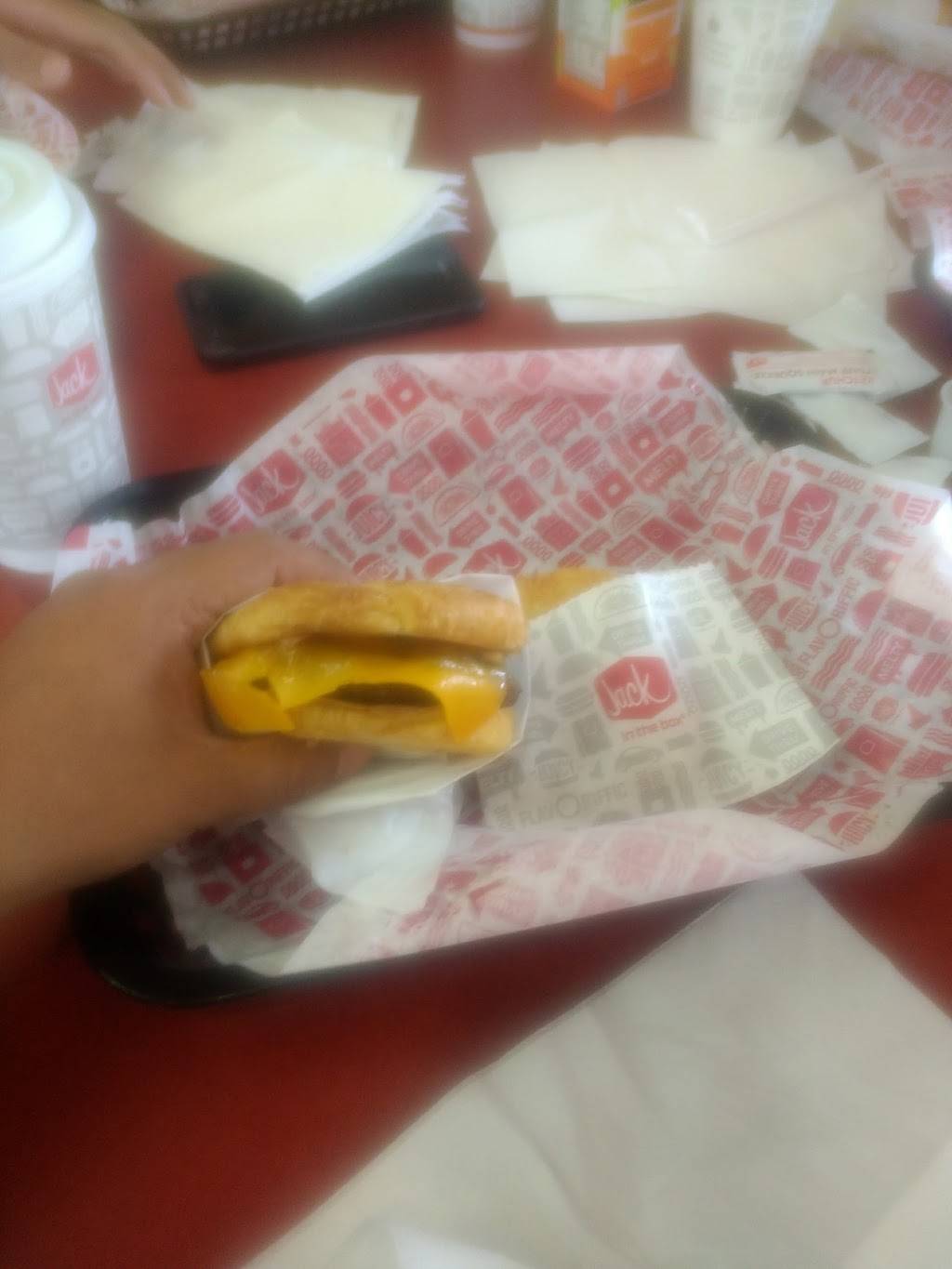 Jack in the Box | restaurant | 1382 Belt Line Rd, Garland, TX 75040, USA | 9725303831 OR +1 972-530-3831