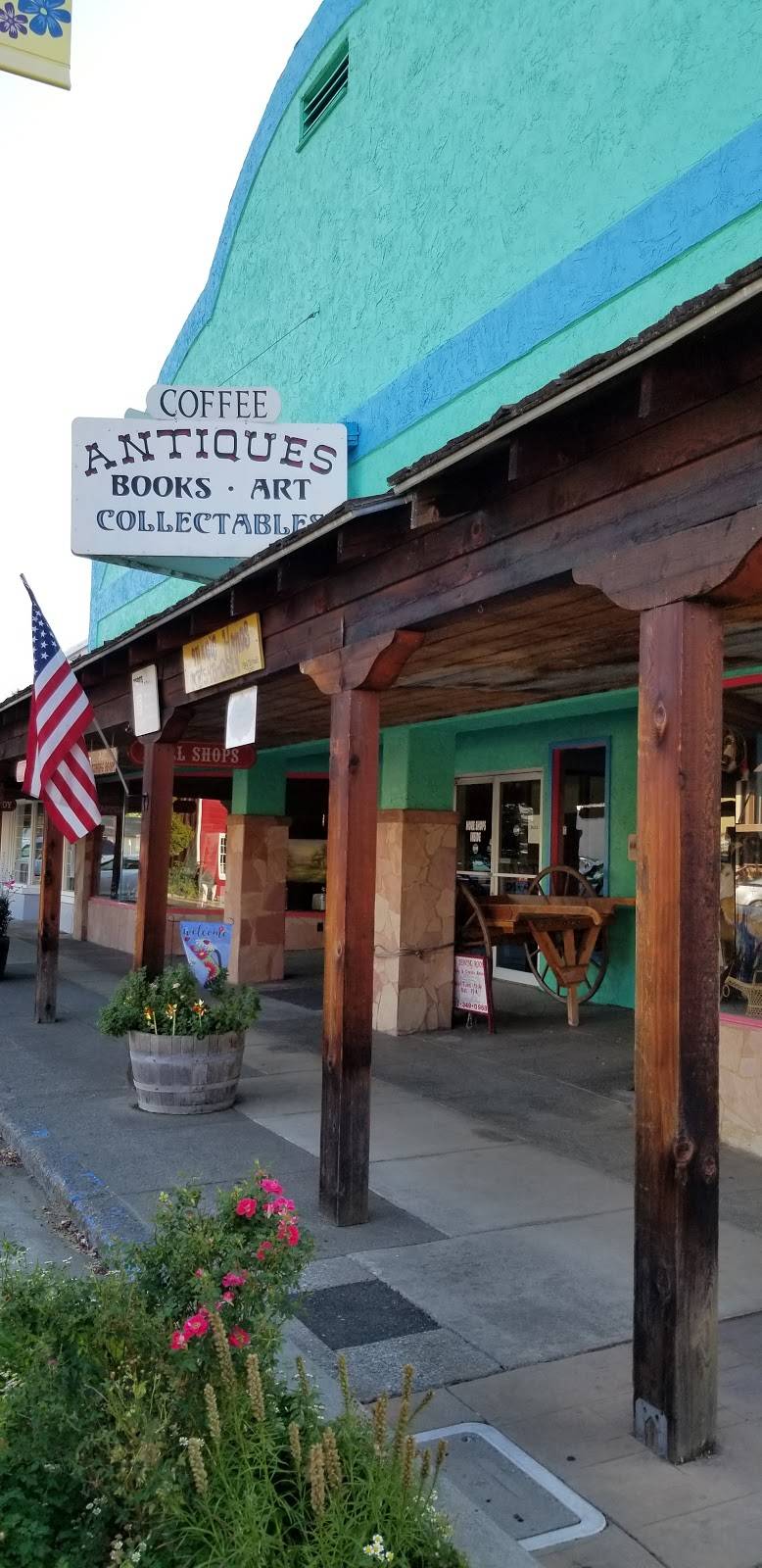 Blue Wing Saloon | restaurant | 9550 Main St, Upper Lake, CA 95485, USA | 7072752233 OR +1 707-275-2233