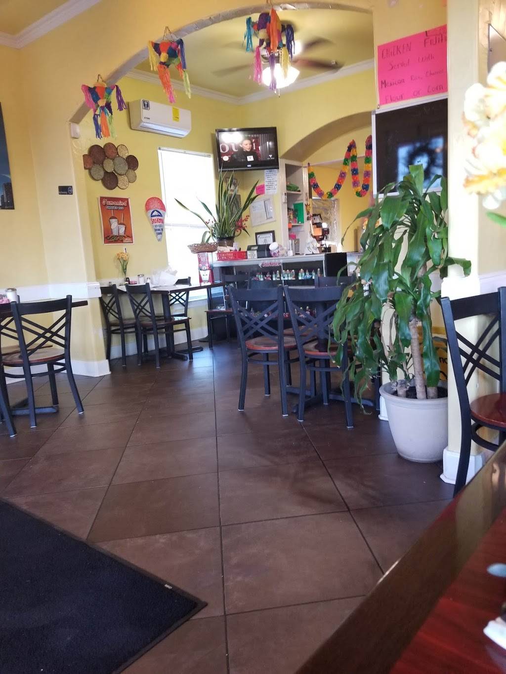 Ericks Tacos | restaurant | 12715 Nacogdoches Rd, San Antonio, TX 78217, USA | 2105900994 OR +1 210-590-0994