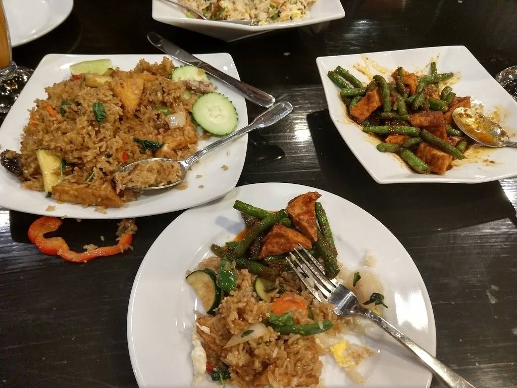 Jasmine Thai BBQ | restaurant | 23360 Valencia Blvd, Valencia, CA 91355, USA | 6612542012 OR +1 661-254-2012