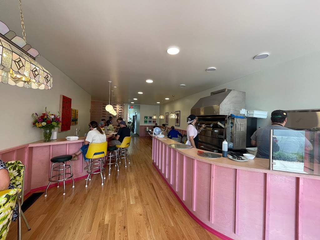 Extra Extra Pizza | restaurant | 549 W Utica St, Buffalo, NY 14213, USA | 7162482994 OR +1 716-248-2994