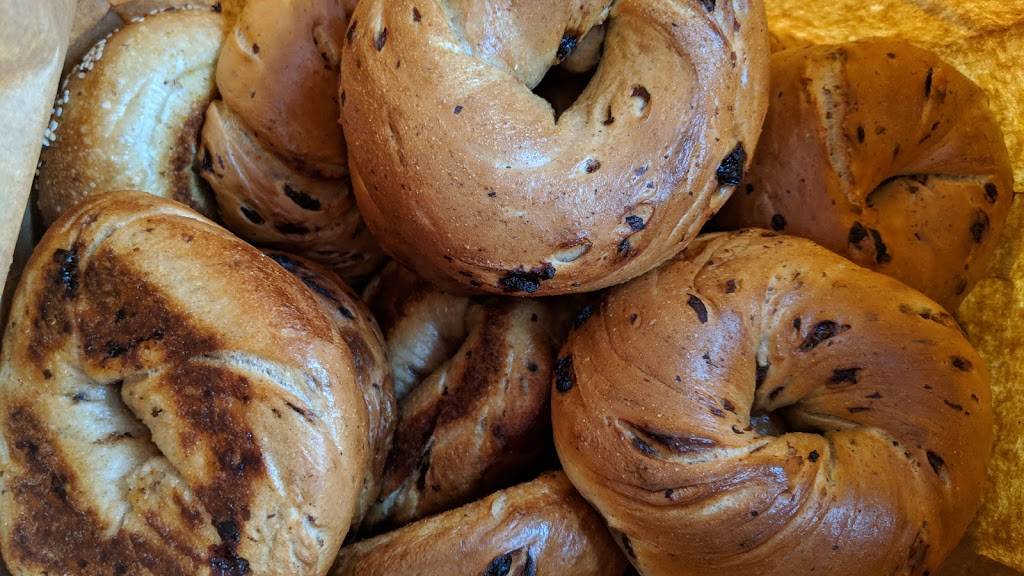 Full Moon Cafe | restaurant | 3549 Electric Rd, Roanoke, VA 24018, USA | 5407251508 OR +1 540-725-1508